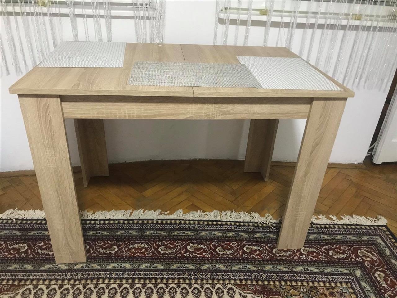 Prodajem-prelep-sto