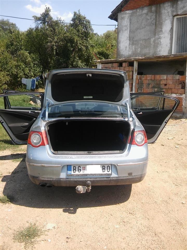 VW-Passat-b6-2-0--2006