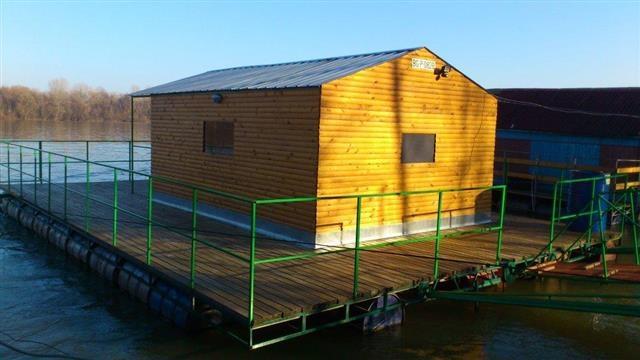Splav 20m2 u Obrenovcu