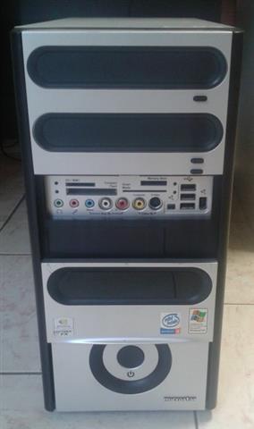 Racunar MICROSTAR Dual Core