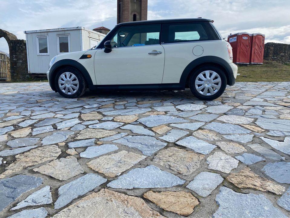 Mini-One-2008-god