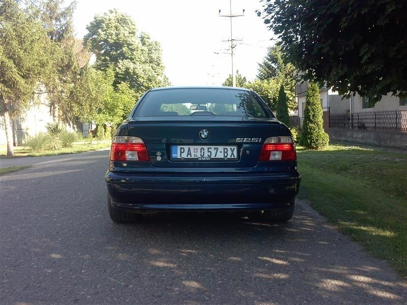 BMW-523i--99-reg-do-decembra