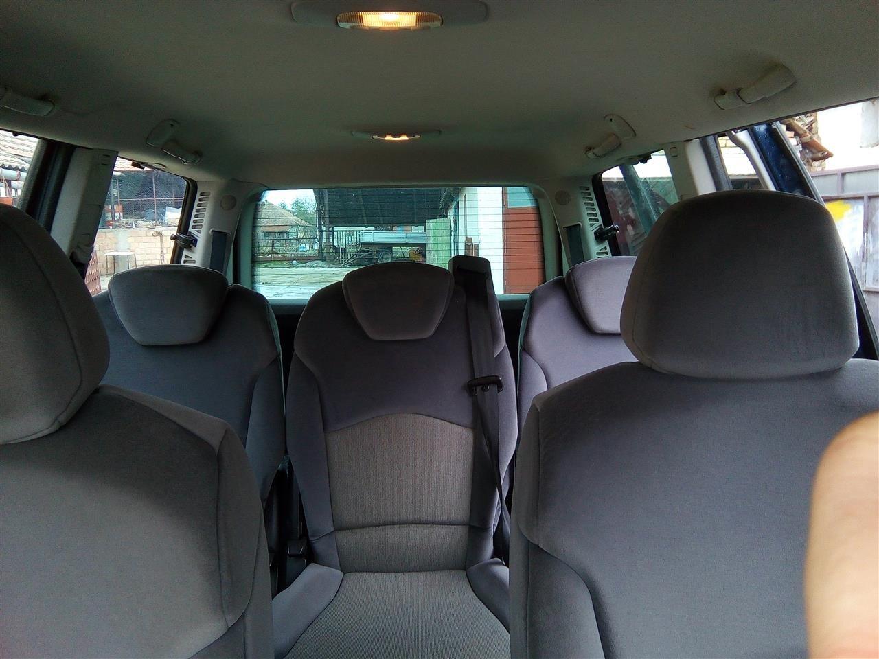 Citroen-C8-2-2-HDI-perfektan