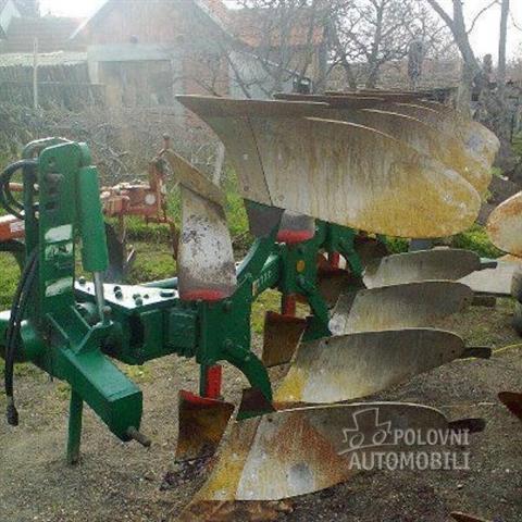 Plugovi-iz-Uvoza