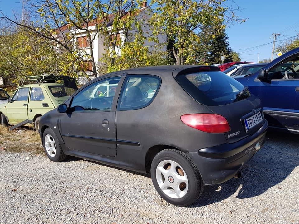 Peugeot-206-1-9D-2001g-