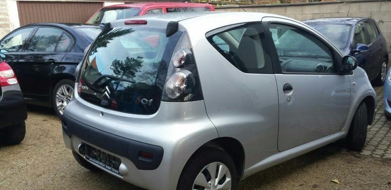 Citroen-C1-1-0-TOP--09