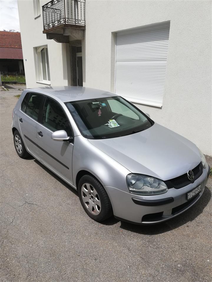 VW-Golf-5-