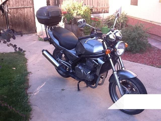 Kawasaki-ER-5