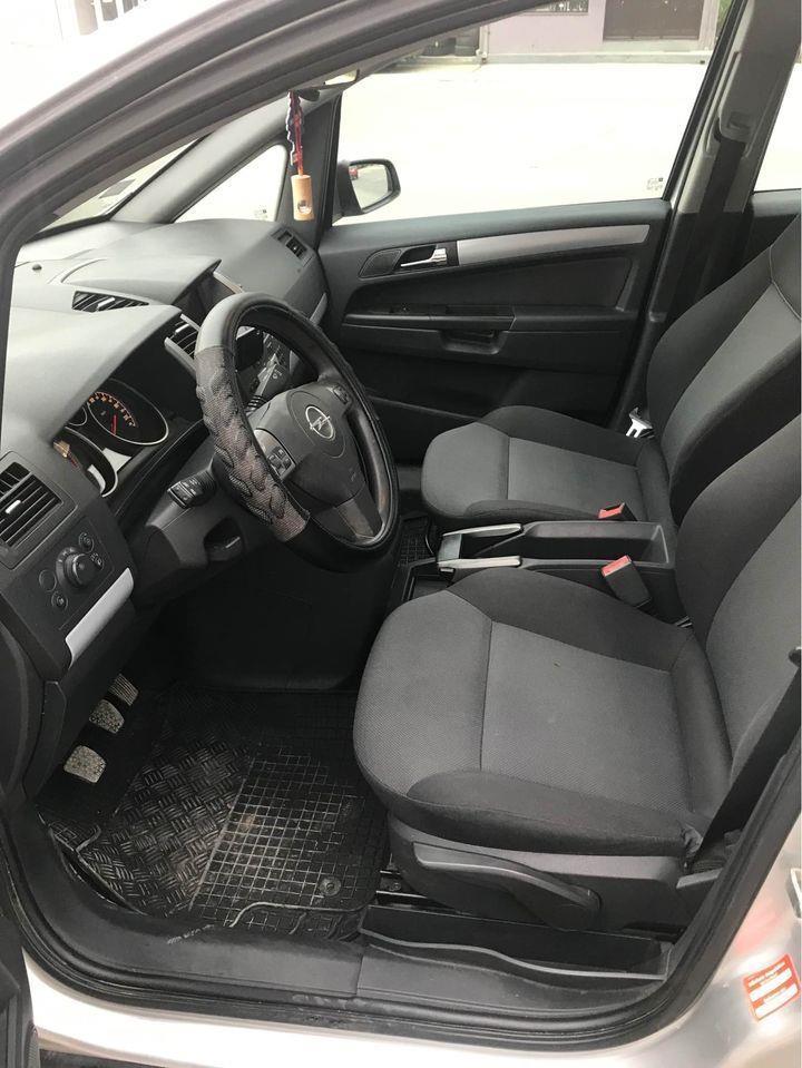 Opel-Zafira