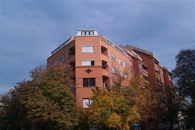 Stan-od-74m2-u-Centar