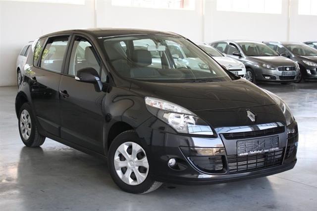 Renault-Scenic-1-5-DCI---09