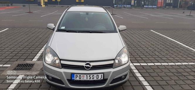 Opel astra H