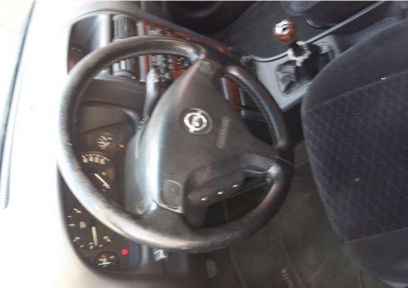 Opel-Astra-2-0-DTI--02