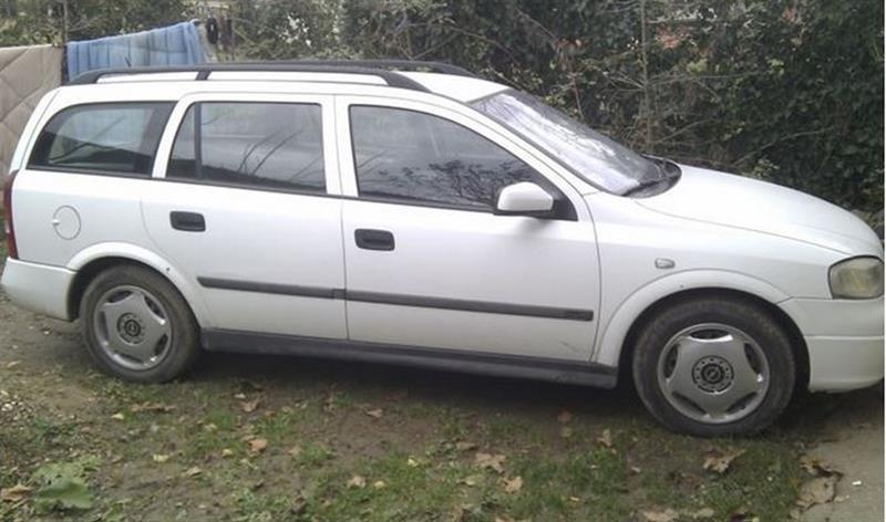 Opel-Astra-G-karavan--01