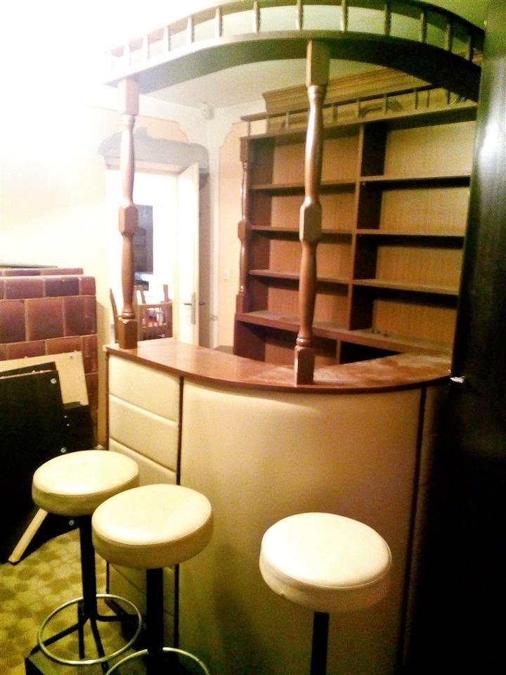 Kucni-sank-bar