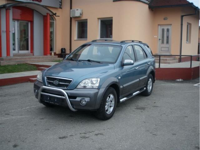 Kia Sorento 2.5 crdi -02