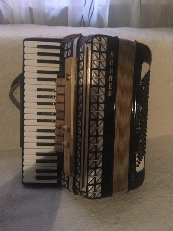 Harmonika-hohner-atlantic-3-120-basova