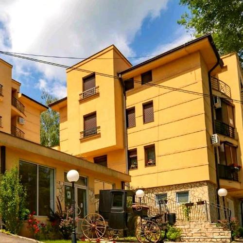 Hellenik lux studio 
Vrnjačka Banja