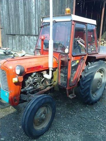 Traktor IMT 539