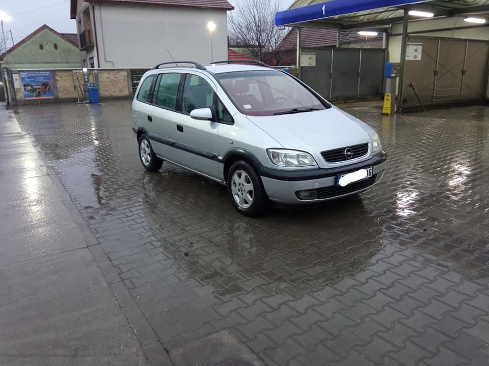 Opel-Zafira