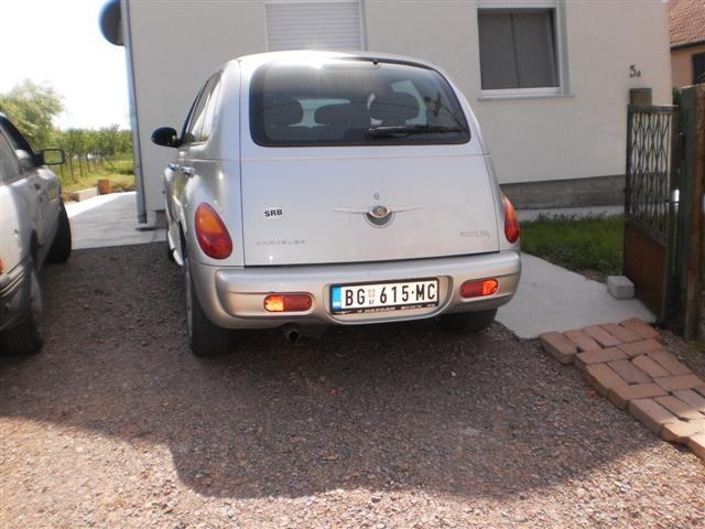 Chrysler-PT-Cruiser--02-