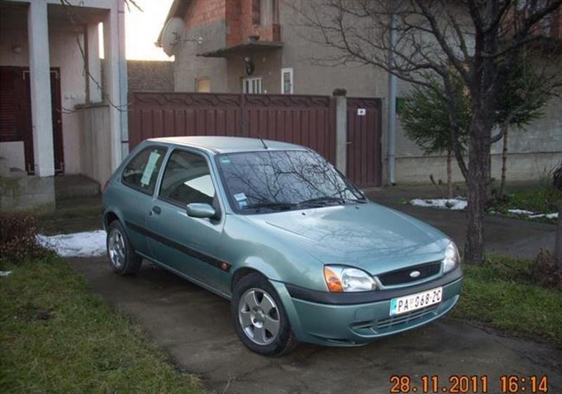 Ford-Fiesta--02