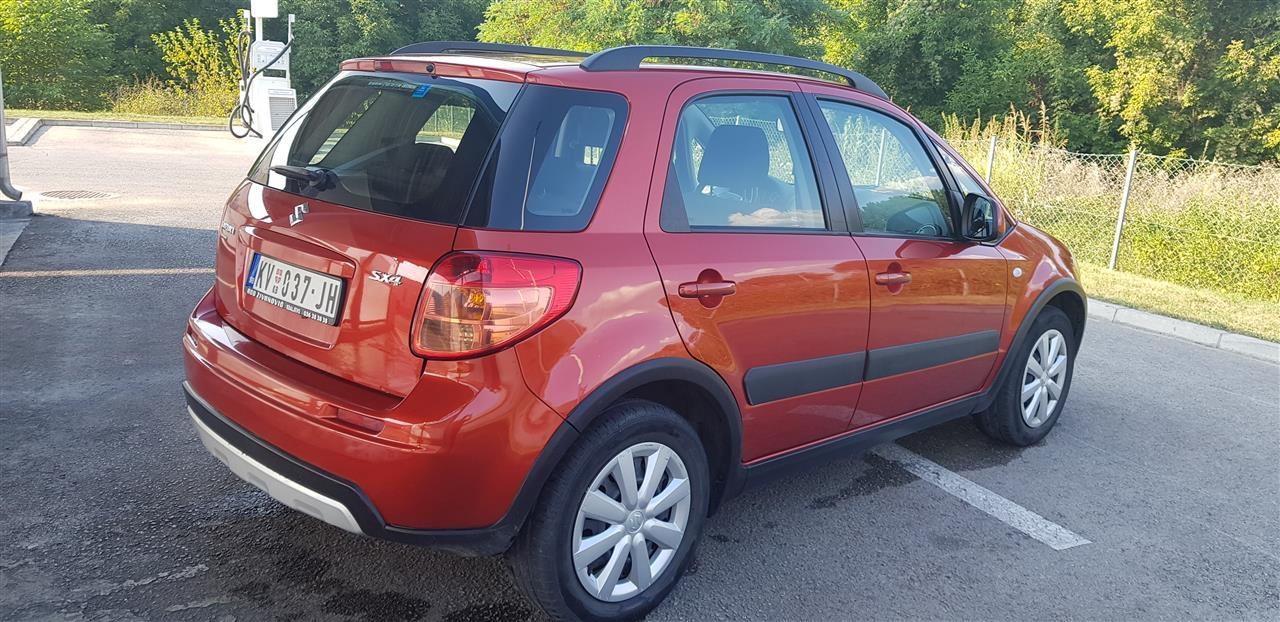 Suzuki-sx4