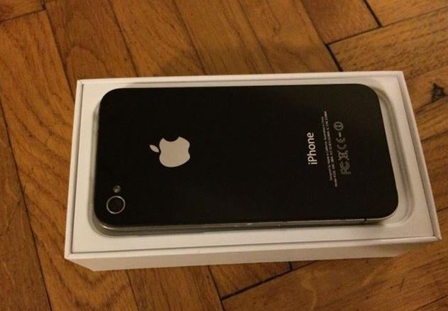 IPhone 4, 32GB