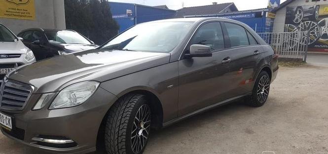 2012 Mercedes Benz E 200 BLUEFENCY