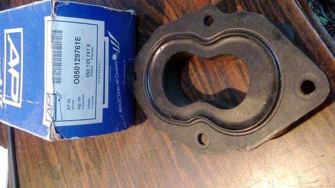 Nosac karburatora Audi80 Audi100 Passat 
