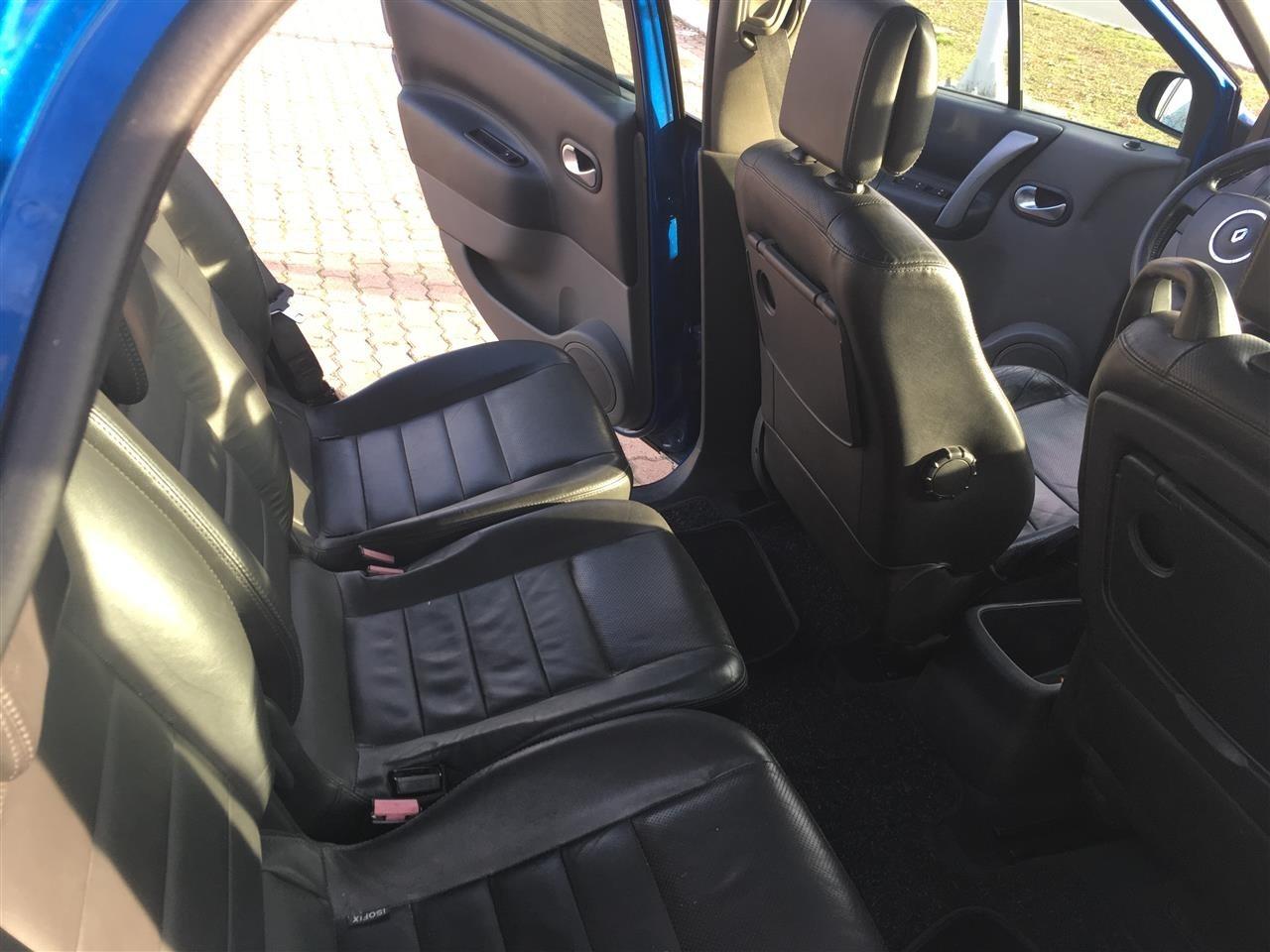 Renault-Scenic-automatik