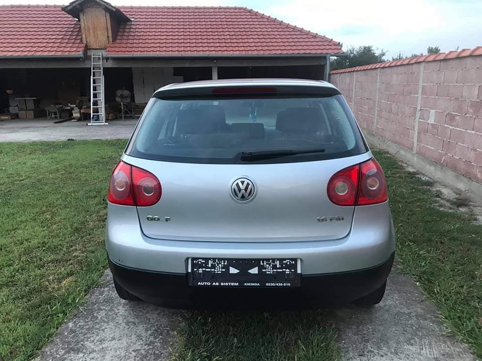 VW-Golf-V-1-6-FSI