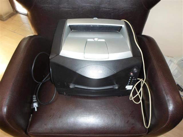 Laserski-stampac-Lexmark-E232