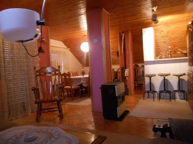 Kucu-190m2--i--radionicu-250-m2-