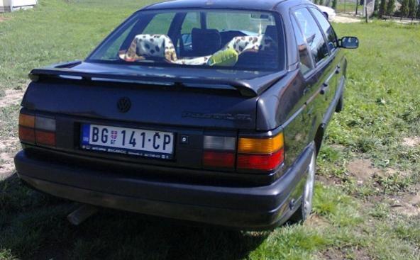 VW-Passat-1-8---91