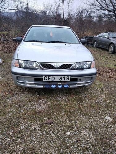 Nisan Almera 1.6 benzin