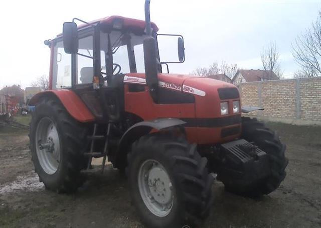 Traktor Belarus 1221.3