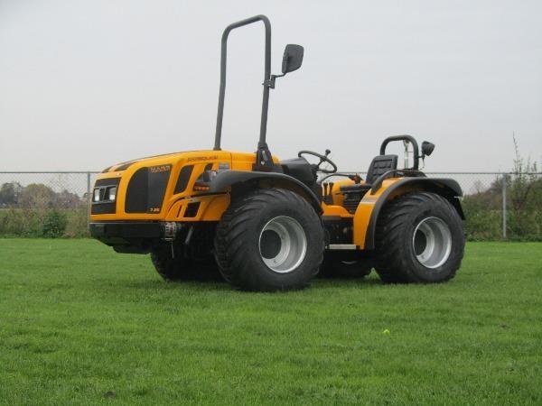 Pasquali-Mars-7-8c5c--traktor