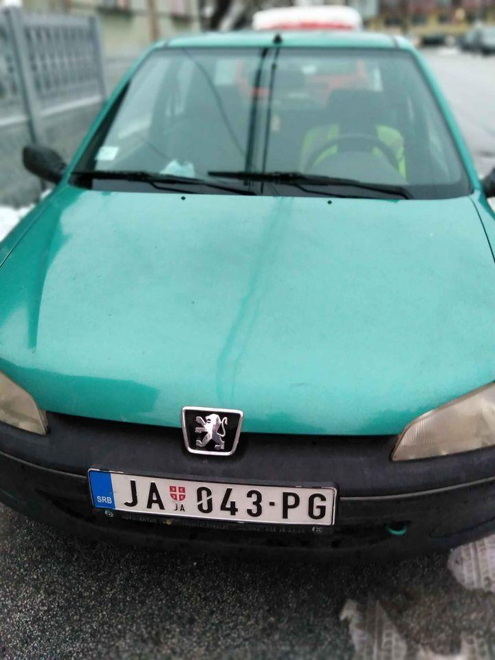 Pežo-106