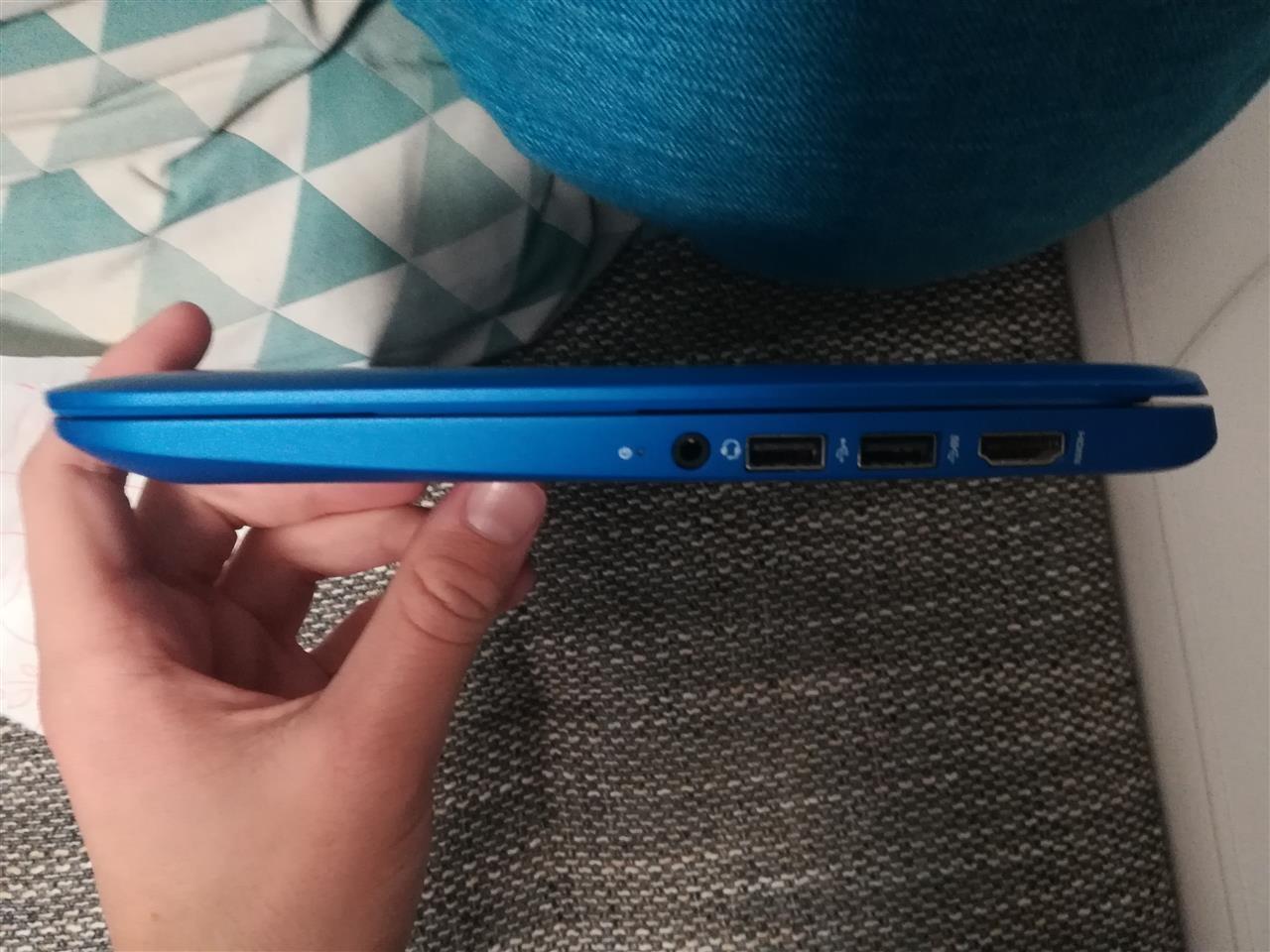 Lap-Top-HP-stream