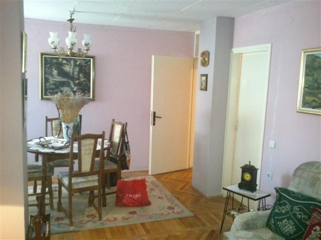 Stan 55m2 na Bulevaru Nemanjića