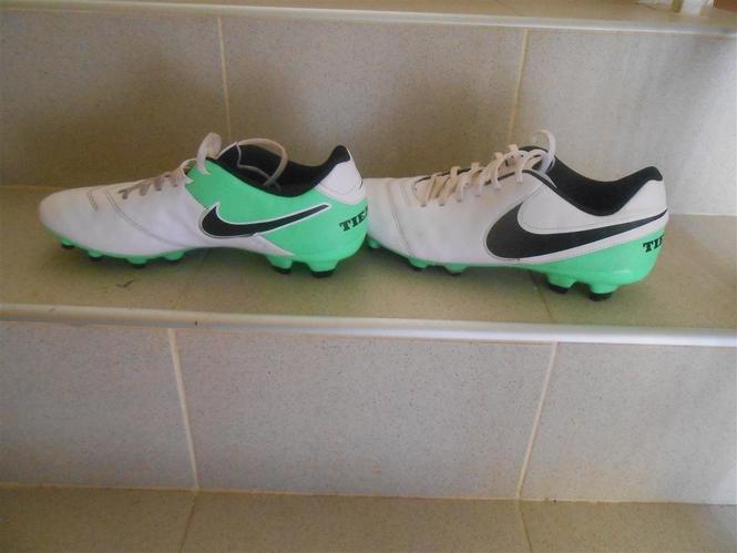 NIKE KOPACKE