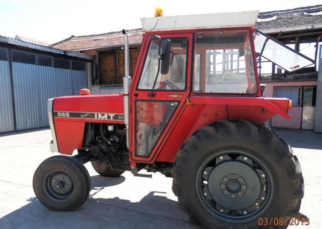Traktor-IMT-565