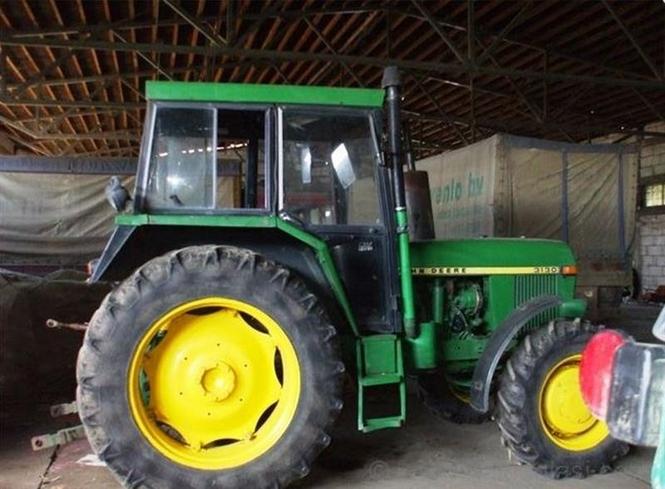 Kamion traktor John Deere 3130