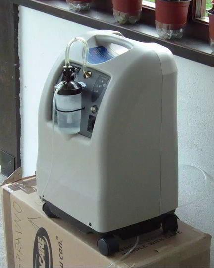 Koncentrator-kiseonika-Invacare---Perfect02