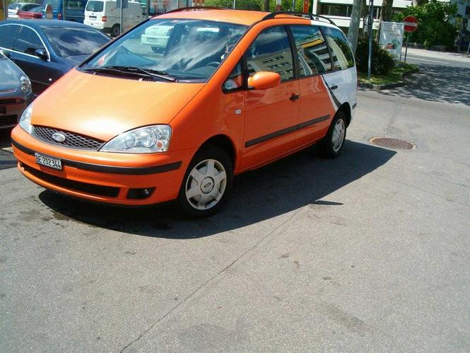 Ford Galaxy -01