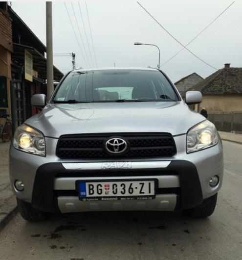 Toyota-RAV-4-2-2-d4d--07