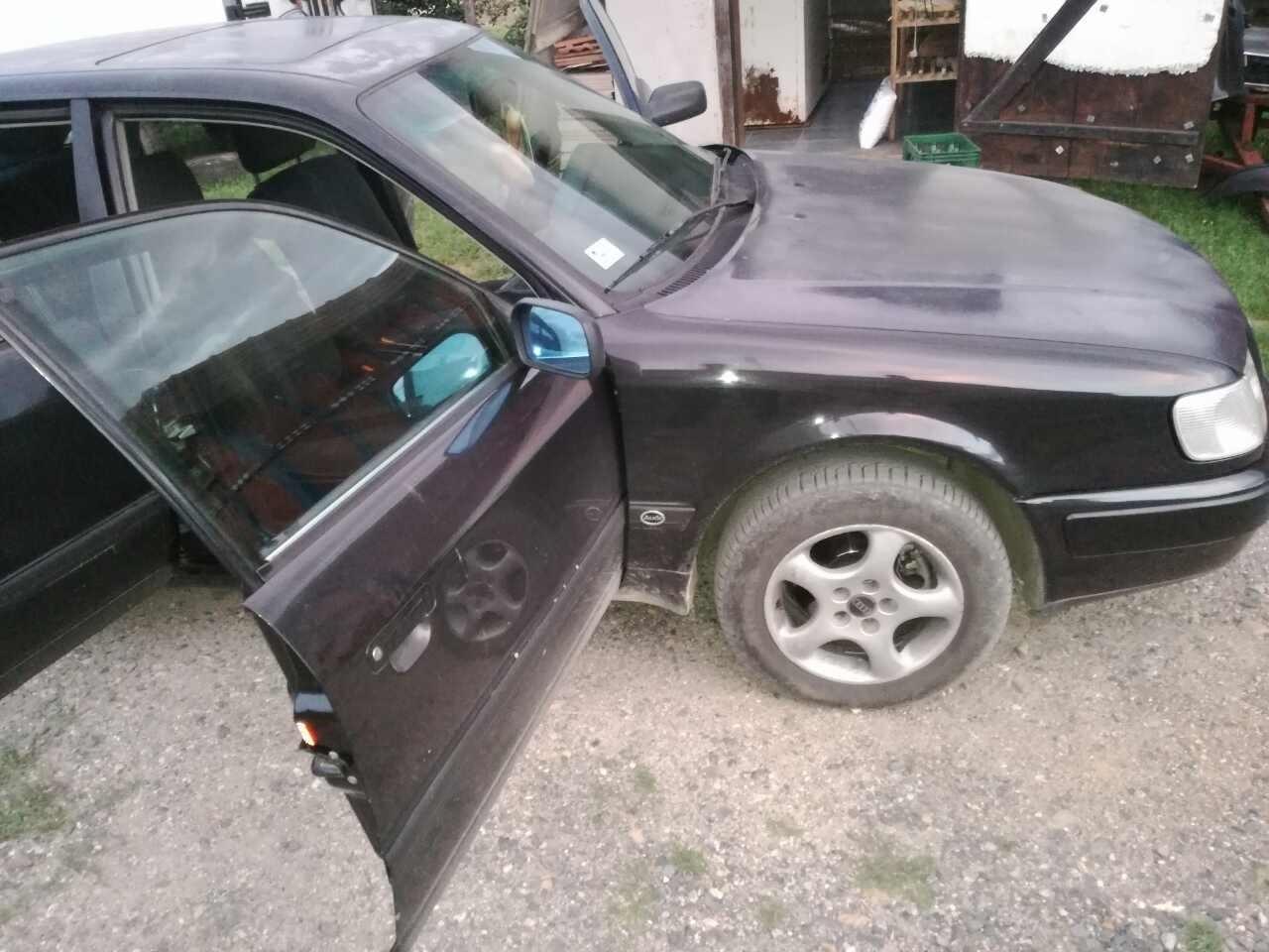 Audi-100