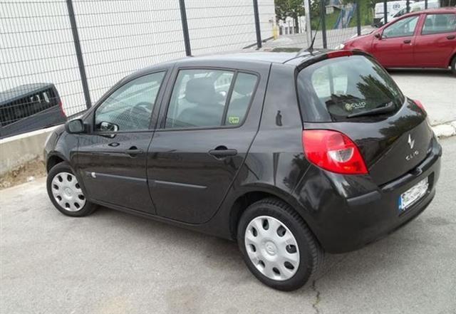 Renault-Clio-1-5DCI--06-