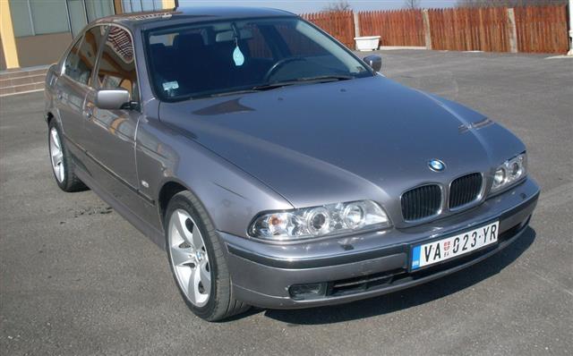 BMW e39 520i - 98
